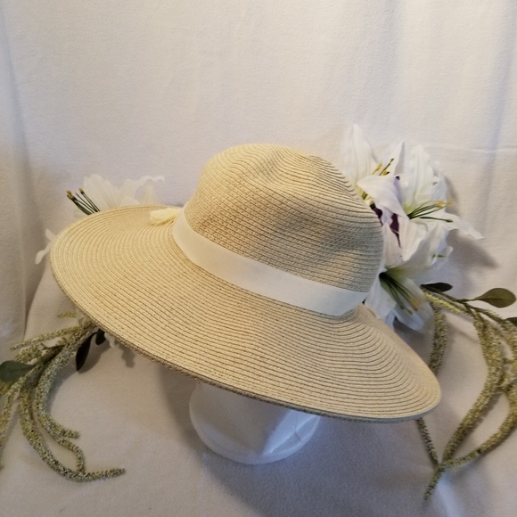 packable beach hat